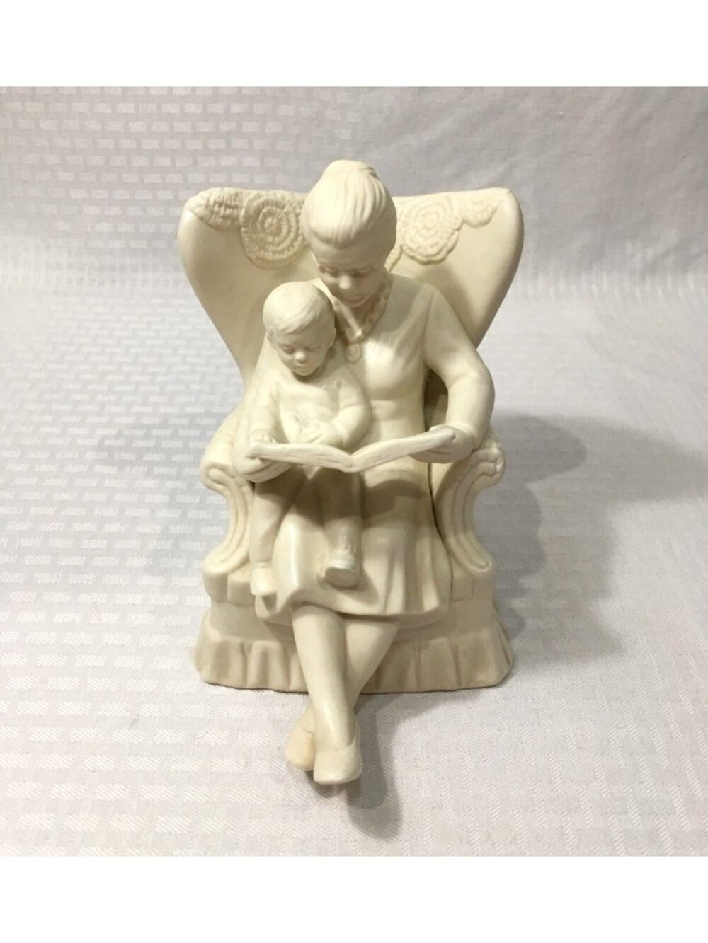 Florence P Hansen Classics Grandmother Reading "Story Time" Figurine LDS